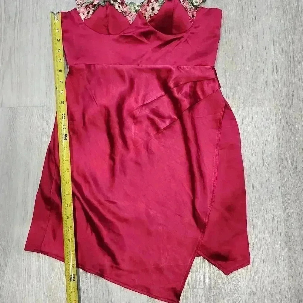 NWT Here Comes the Sun Women's Rose Garden Floral Applique Dress Merlot Medium - Picture 3 of 7